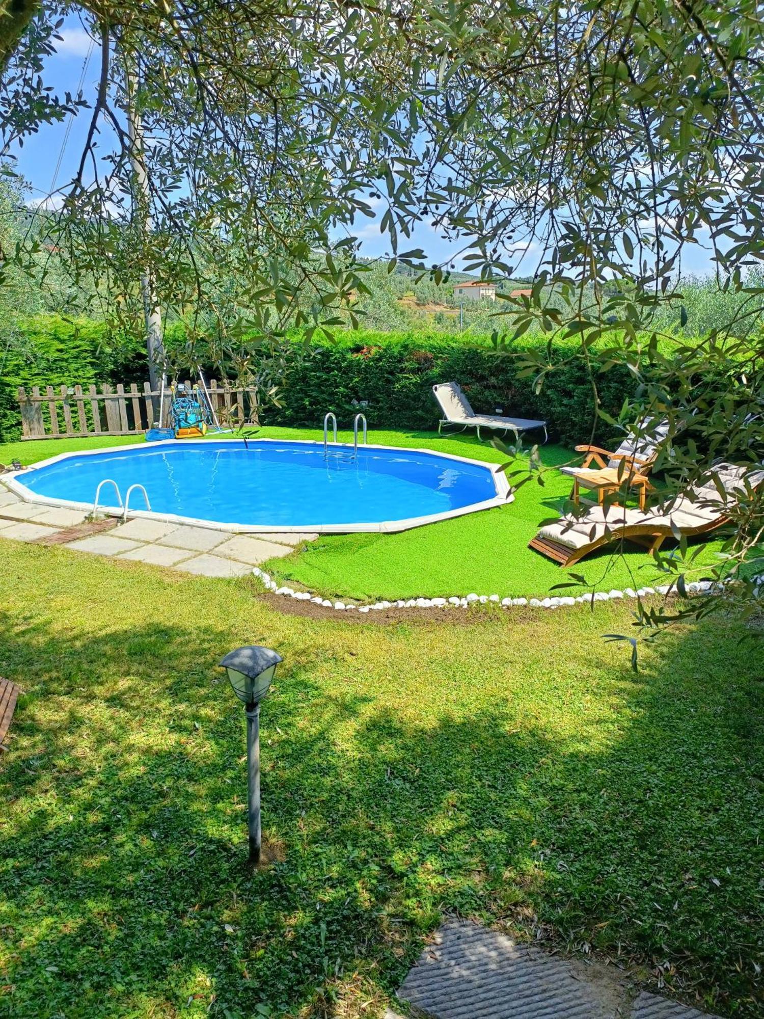Il Borgo Dei Pini Apartment วินชี ภายนอก รูปภาพ